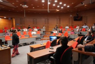 Segunda charla del Ciclo de Transición Laboral invitó a resignificar la trayectoria profesional