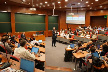 ESE 100 abordó el impacto de la inteligencia artificial autónoma en la gestión empresarial