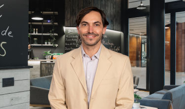 Paper del Profesor Álvaro Espejo sobre confianza, innovación y conductas proactivas en las organizaciones fue aceptado en prestigioso journal