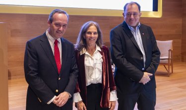 I Foro Inmobiliario del ESE reunió al ministro de Vivienda y Urbanismo junto a actores del sector inmobiliario para abordar la crisis habitacional